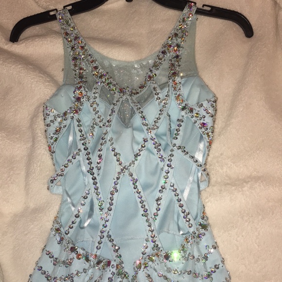 💃 David's Bridal Dress 💃 - Picture 2 of 4